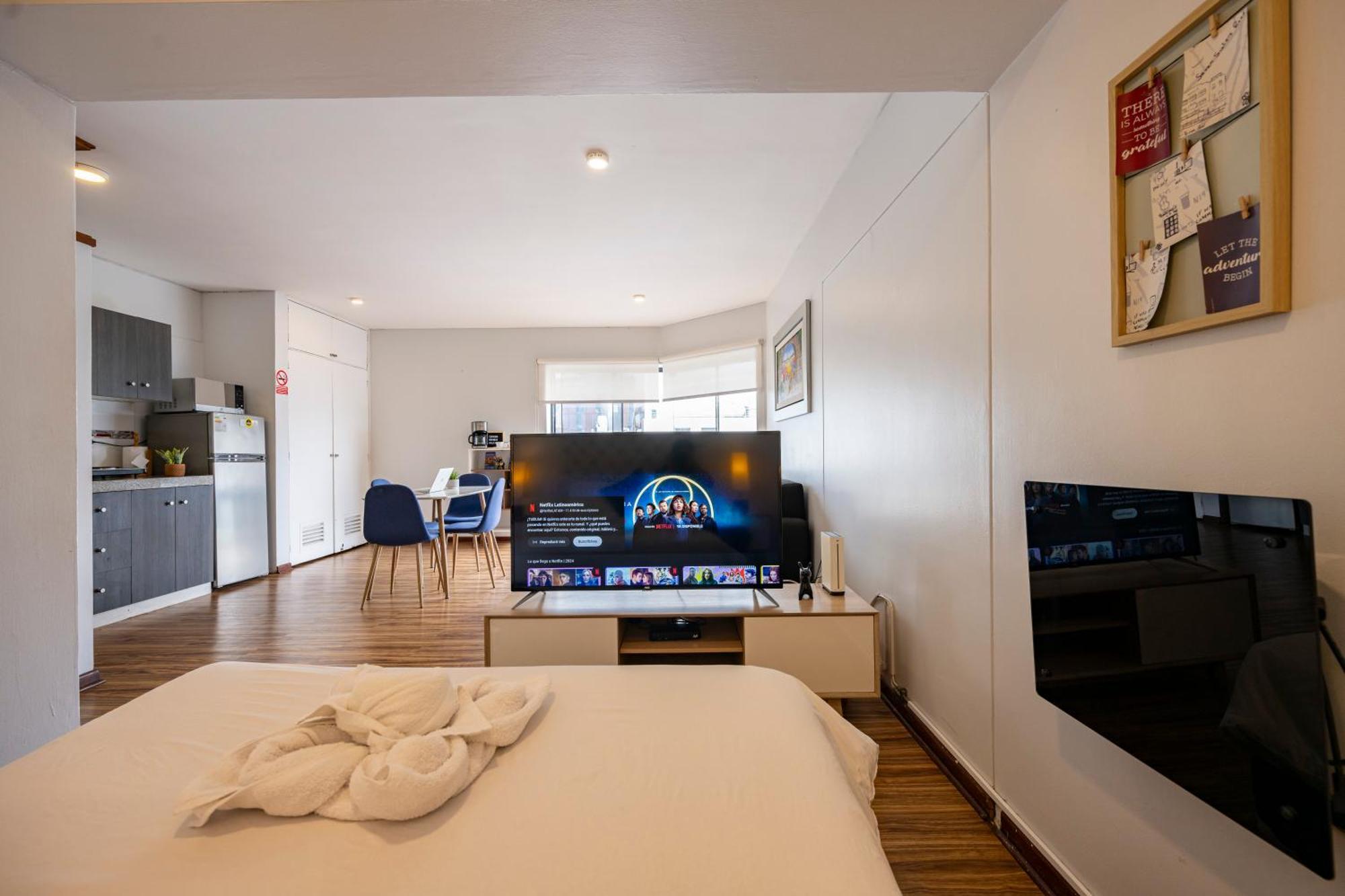 Chateau Studios By Vibrant Lima Exterior photo